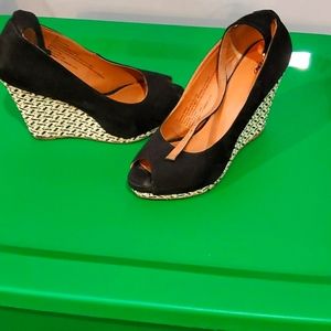 Black wedge heel